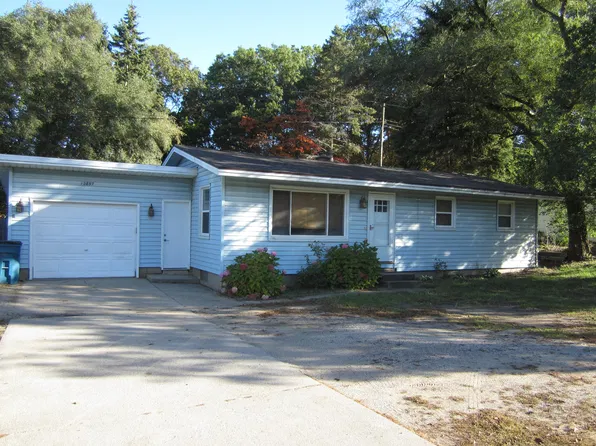12897 James St, Holland, MI 49424