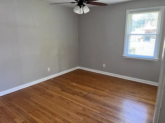 300 N Bengal Rd — Photo 4