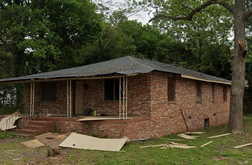 1st image of 2144 Felton Ave