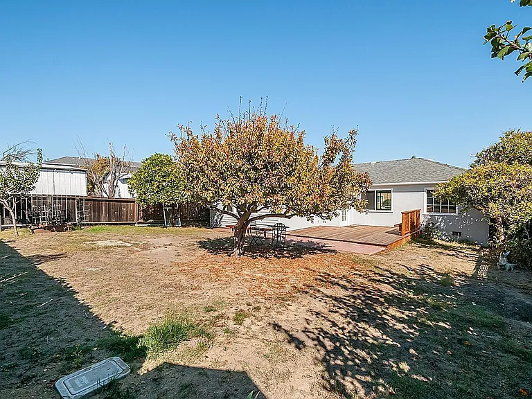 145 Anza Way — Photo 25