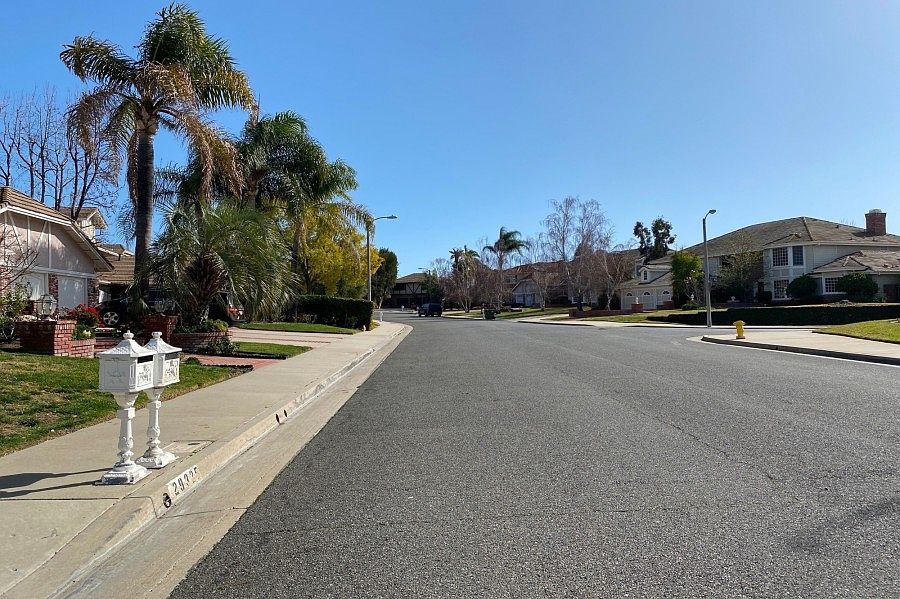 2nd image of 29325 Castlehill Dr