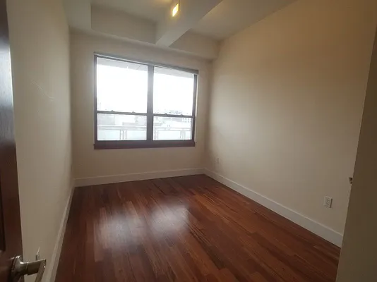 Rented by Compass | media 33