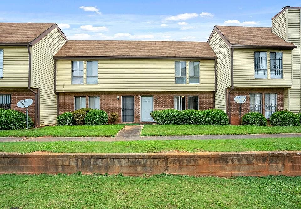 1st image of 3205 Quince Tree Ln