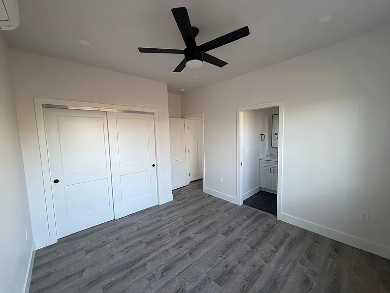 2908 Fallwood Ln #B — Photo 1