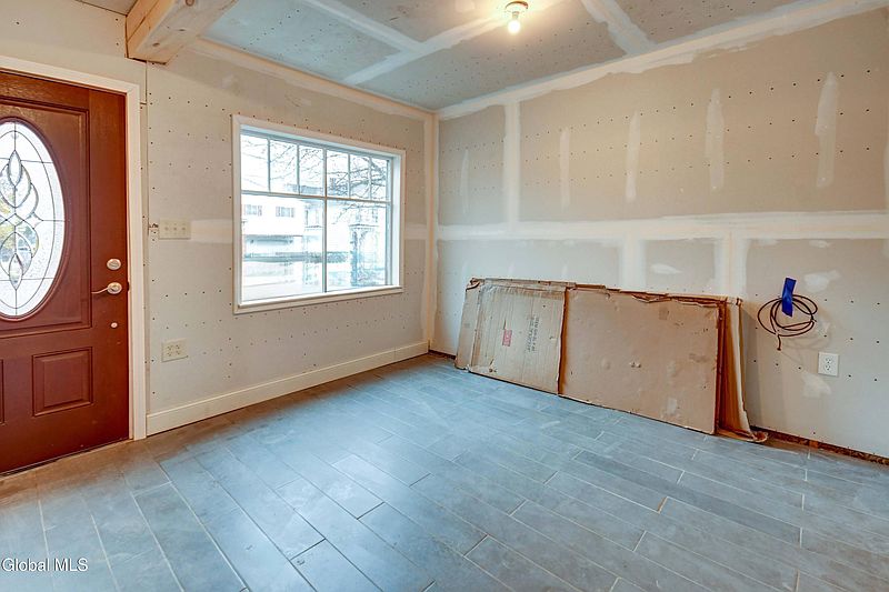 5th image of 51 Columbia Street
