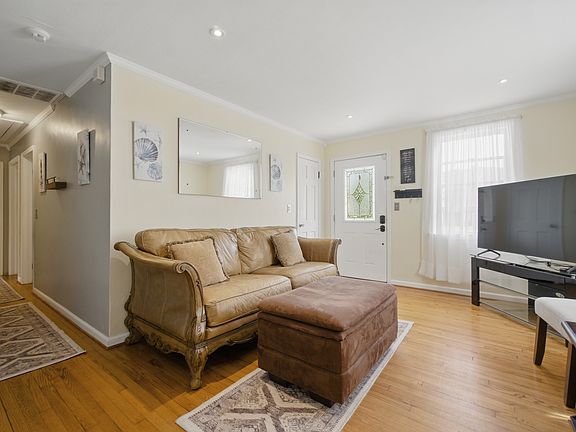 3rd image of 8559 Old Ocean View Rd