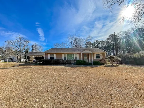 327 Sharp Ave, Camden, AR 71701