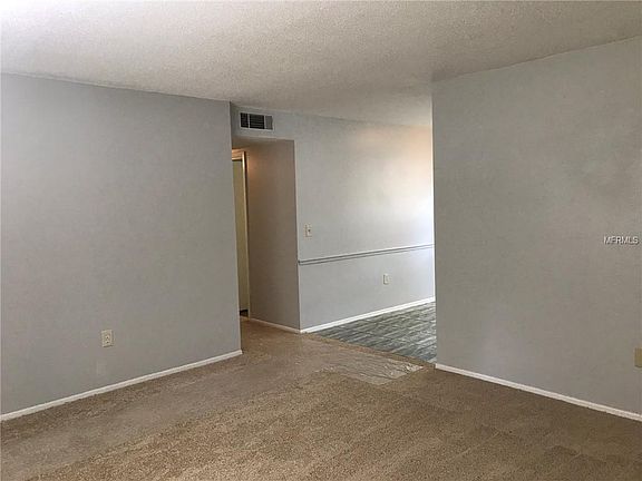 5th image of 301 Adrienne Dr