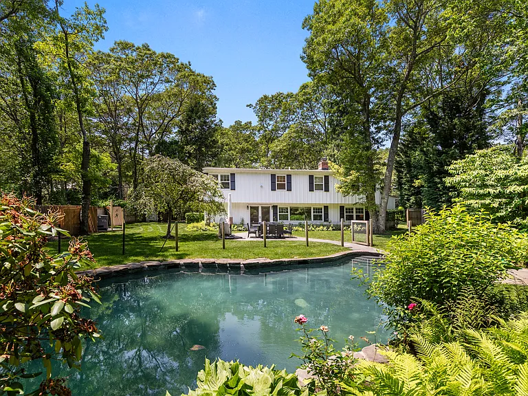 96 Wainscott Northwest Rd — Photo 2