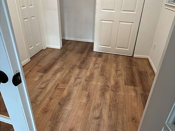 4th image of 2323 Fairwind Rd #105