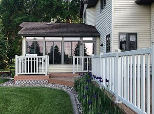 15978 Yacht Ave, Hutchinson, MN 55350