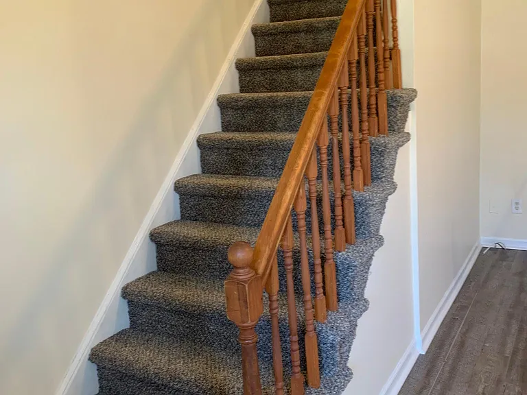 916 Grant Rd — Photo 6