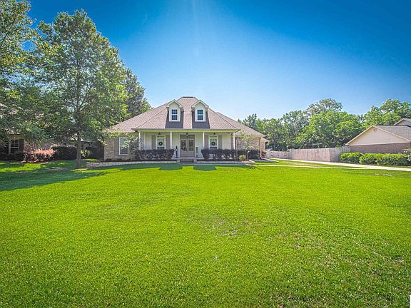 2nd image of 123 Brook Orchard Blvd