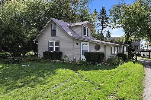 N55W34691 Lake Dr Photo 1