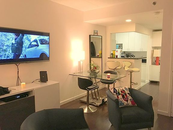 4th image of 40 W 116th St APT B704