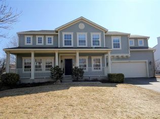 1003 Evergreen St, Mundelein, IL 60060