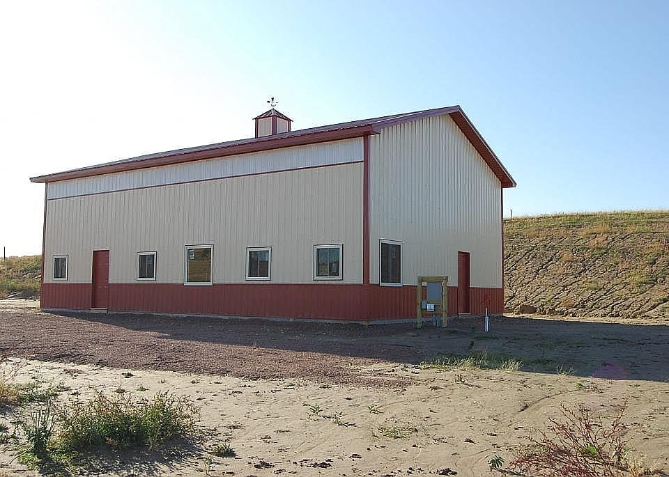 2nd image of 16527 Highway 385