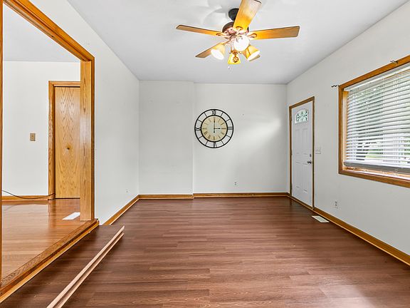 4th image of 3604 3rd Ave