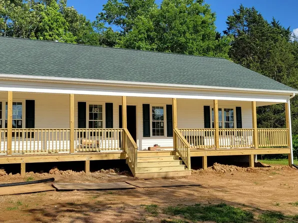 11555 James Madison St, Remington, VA 22734