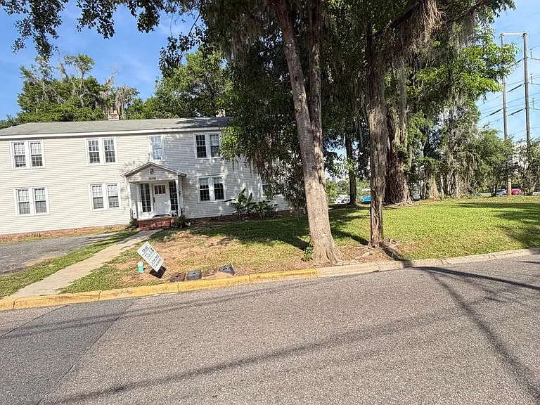 1208 S. Gadsden Street Quad — Photo 10