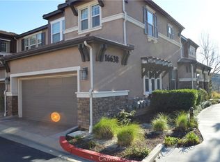 16638 Nicklaus Dr UNIT 95, Sylmar, CA 91342