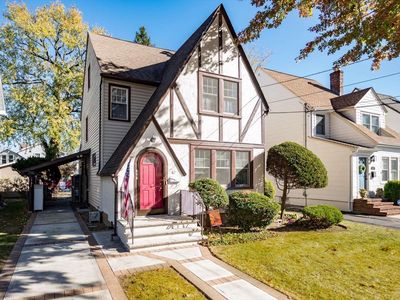 464 Wellington Road, Mineola, NY, 11501