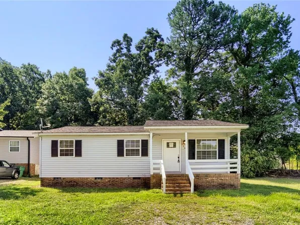2204 Gable Way, High Point, NC 27262