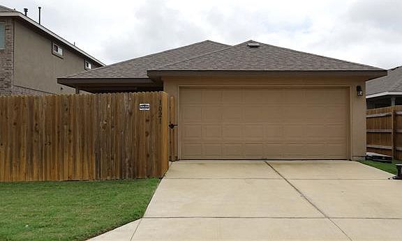 4th image of 1021 Britt Ln
