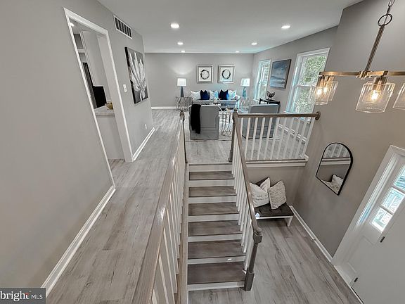 3rd image of 23575 Gross Dr