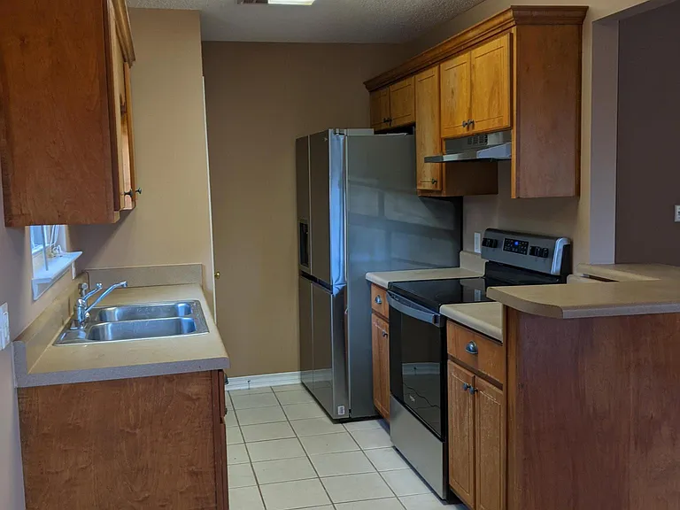 2949 McCarty Ave — Photo 12