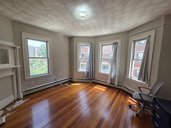 2nd image of 77 Walnut St APT 2
