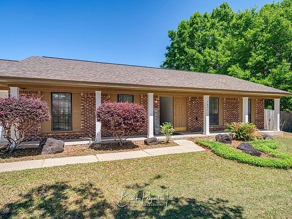 2nd image of 7811 Woodpointe Dr