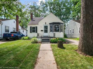 235 Flowerdale St, Ferndale, MI 48220