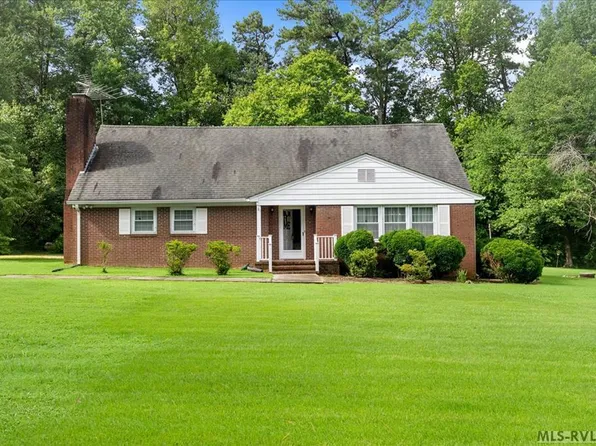 2588 Chalk Level Rd, Alberta, VA 23821