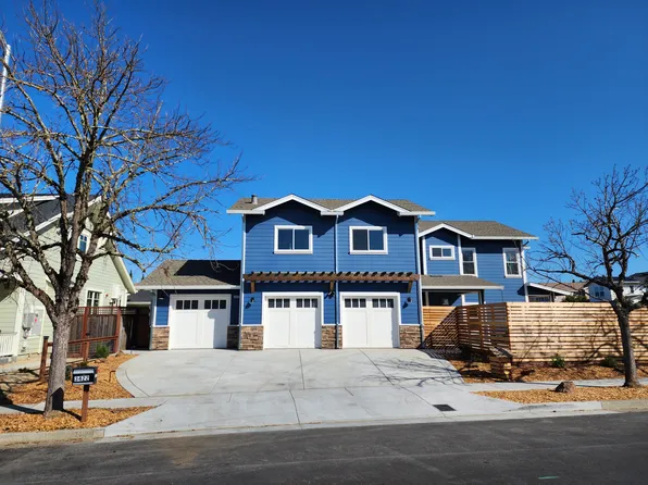 3422 Santiago Dr, Santa Rosa, CA 95403