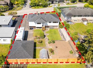 7988 Sussex Ave, Burnaby, BC V5J 3W3