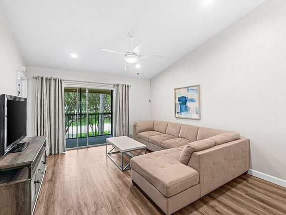 3rd image of 22148 Palms Way APT 203