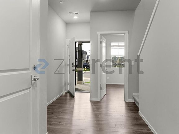3rd image of 11013 186th St E