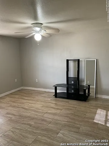 11916 Grapevine St — Photo 10