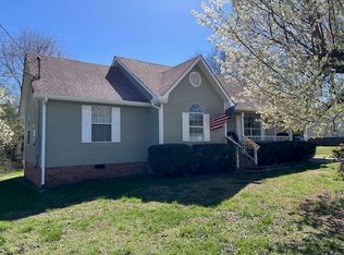 103 Darvin Ln, La Fayette, GA 30728