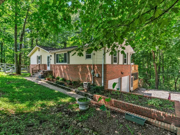 6202 Dyer Rd, Goodlettsville, TN 37072