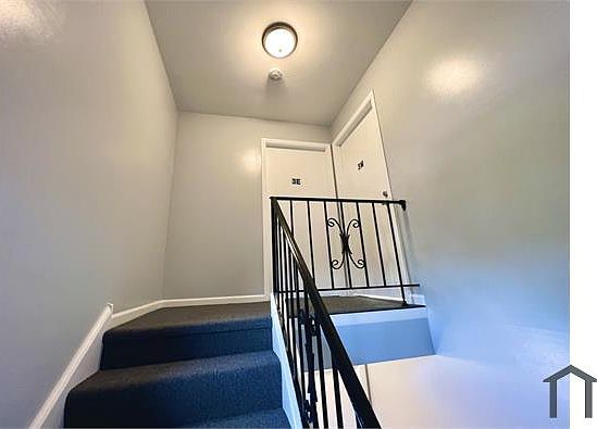 3rd image of 1637 Downs Dr #3W