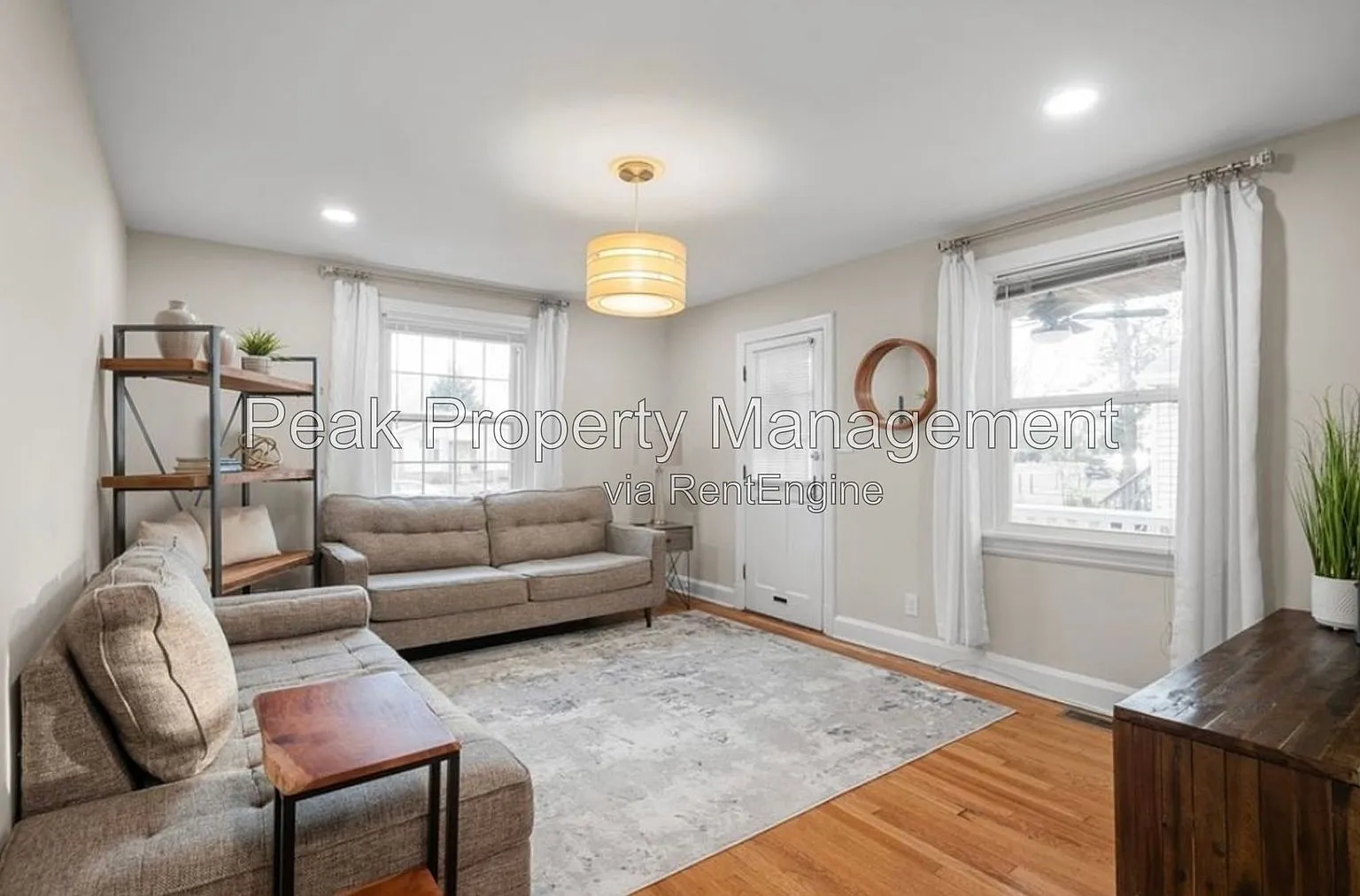 2 bed, 1.0 bath, 850 sqft, $1,525 — Photo 3