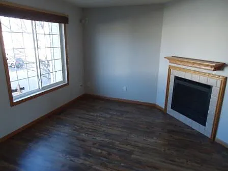 16459 Timber Crest Dr SE — Photo 3