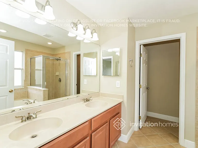 11140 Creek Haven Dr — Photo 12