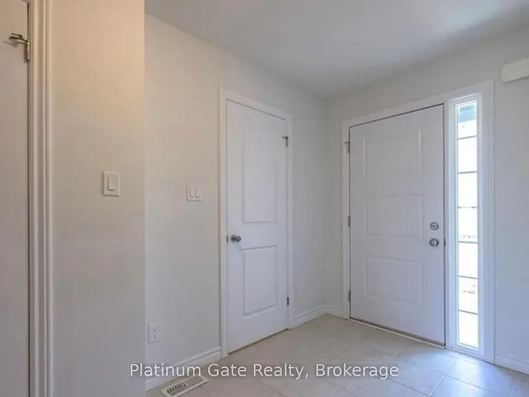 321 Kennington Way — Photo 4
