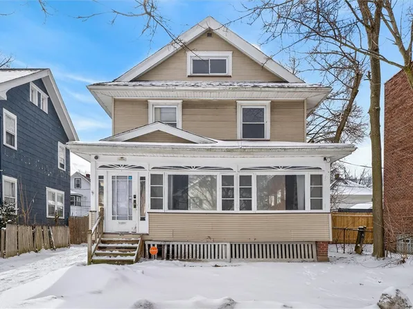 145 Devonshire Ct, Rochester, NY 14619