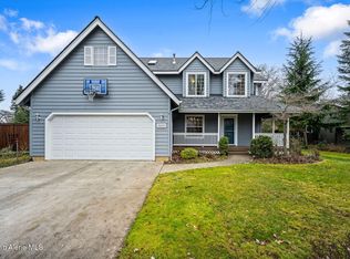 8428 N Selkirk Ct, Hayden Lake, ID 83835