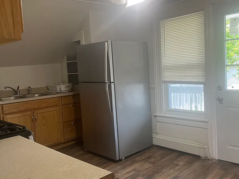 23 Highland Ave — Photo 8