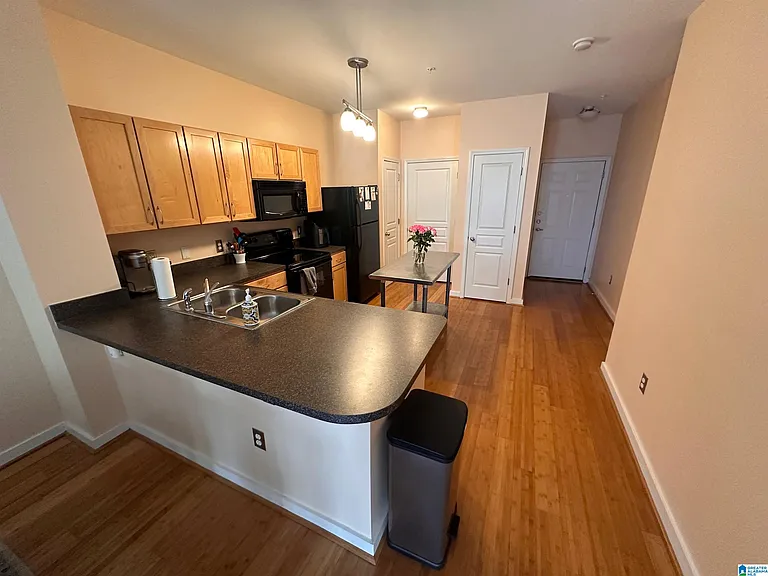 2020 5th Ave S #340 — Photo 5